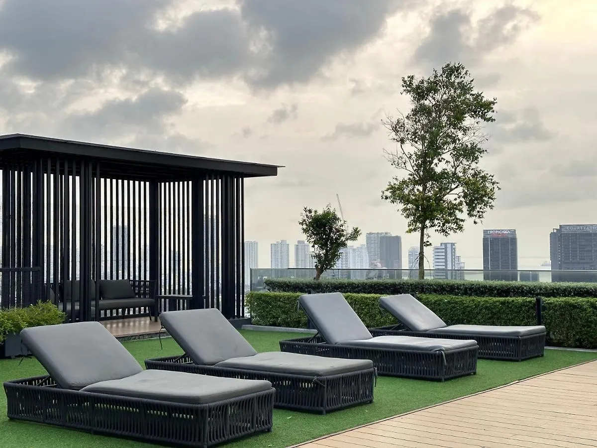 Beacon Executive Suite With Skypool 3Br 9Pax Georgetown Penang George Town