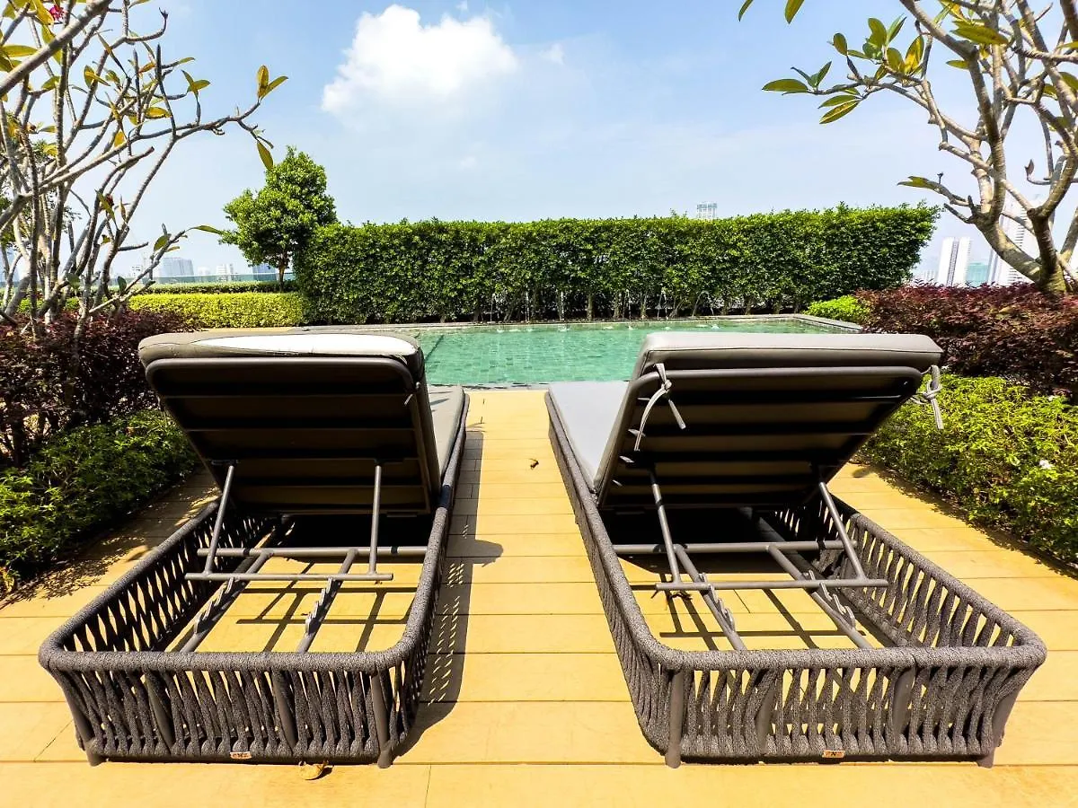 Apartment Beacon Executive Suite With Skypool 3Br 9Pax Georgetown Penang