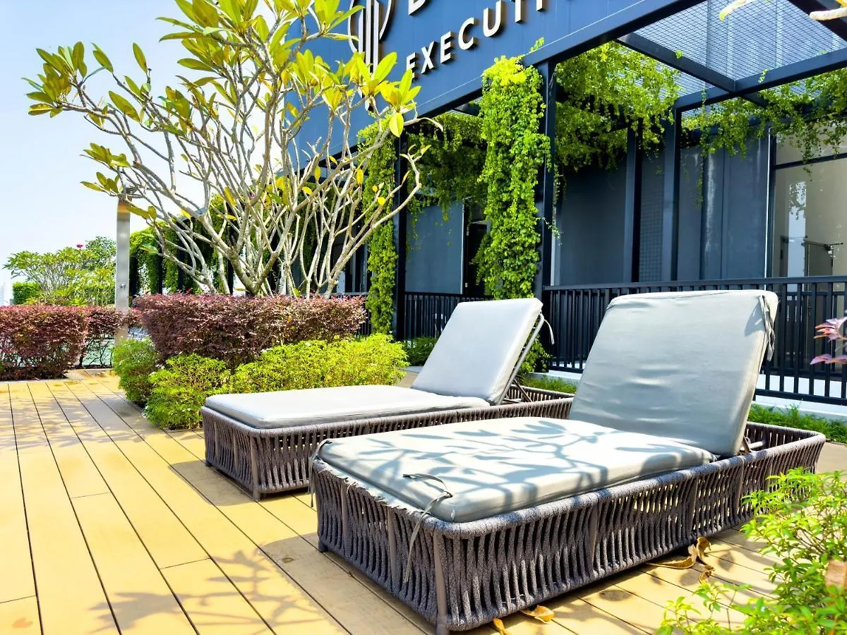 Beacon Executive Suite With Skypool 3Br 9Pax Georgetown Penang