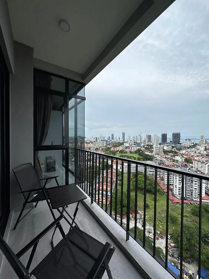 Apartament Beacon Executive Suite With Skypool 3Br 9Pax Georgetown Penang