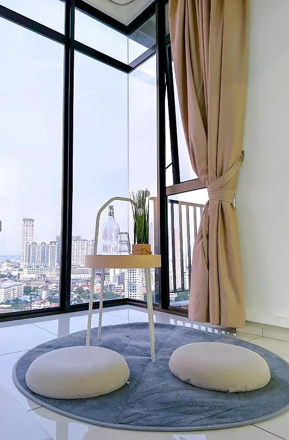 Beacon Executive Suite With Skypool 3Br 9Pax Georgetown Penang George Town